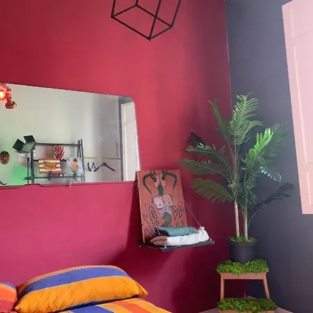Guest house Love And Death